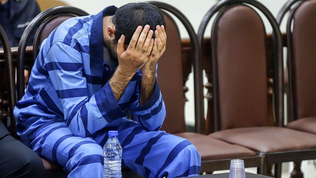 متجاوز