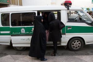 مبارزه با بدحجابی