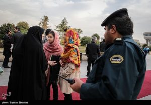 گشت ارشاد به راه افتاد